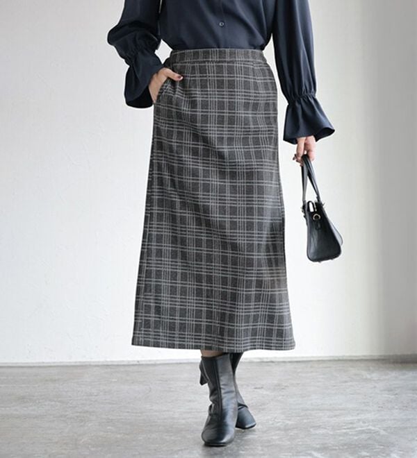 Pierrot（ピエロ）の「丈と柄が選べるカシミヤタッチＩラインスカート（ロングスカート）」｜チェック