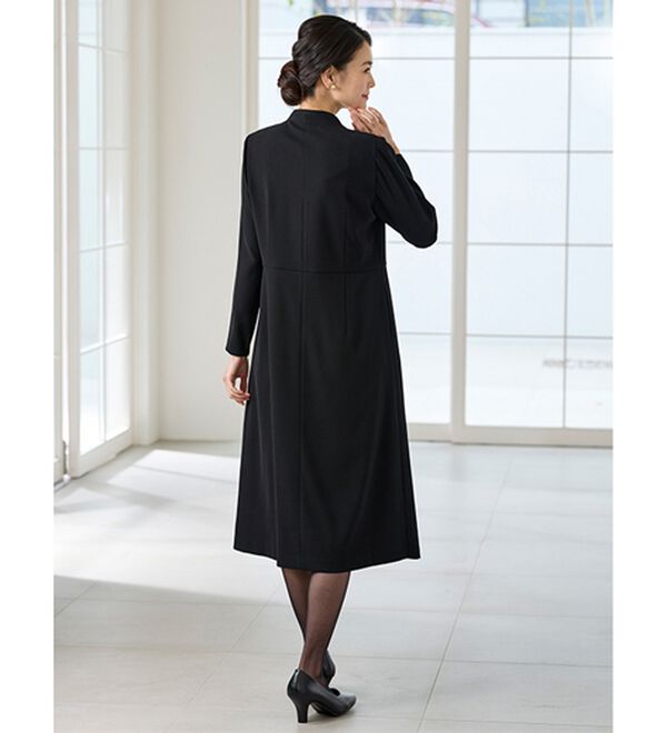 BELLUNA（ベルーナ）の「洗えるストレッチ！ロングジャケット重ね着風ワンピース（ブラックフォーマル（喪服・礼服））」｜詳細画像
