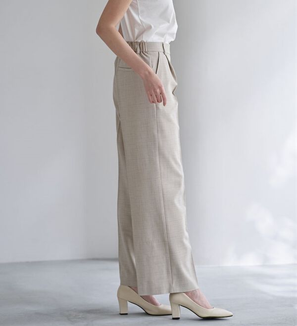 BELLUNA（ベルーナ）の「リネンタッチ美脚タックワイドパンツ（フルレングスパンツ）」｜詳細画像
