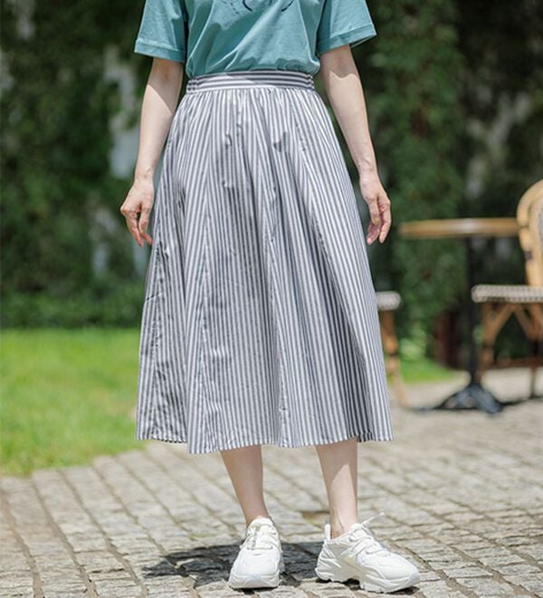 BELLUNA（ベルーナ）の「ふんわり切替フレアースカート（ロングスカート）」｜ストライプ