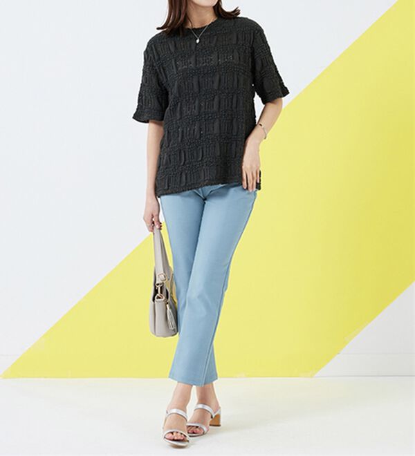 BELLUNA（ベルーナ）の「ストレッチレース調ハイネックプルオーバー（カットソー）」｜詳細画像