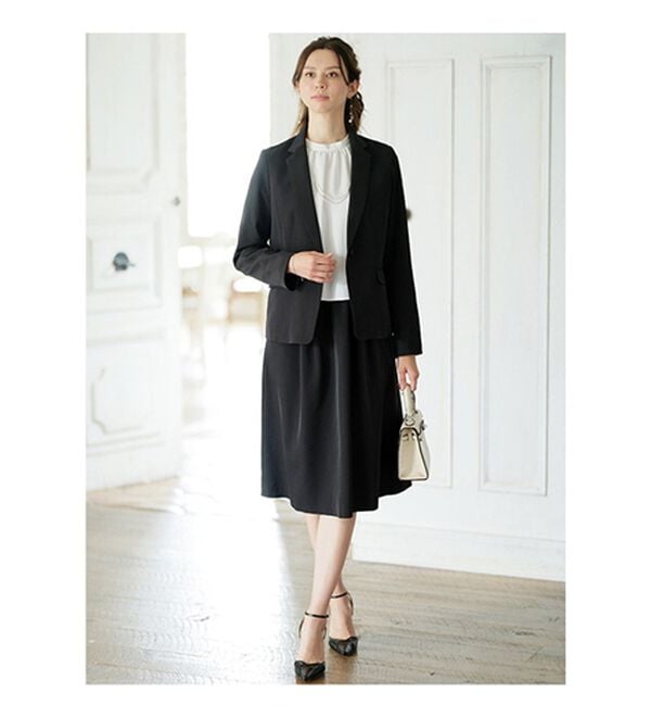 BELLUNA（ベルーナ）の「快適！ストレッチ素材ワンピースアンサンブル（ワンピースセットスーツ）」｜詳細画像