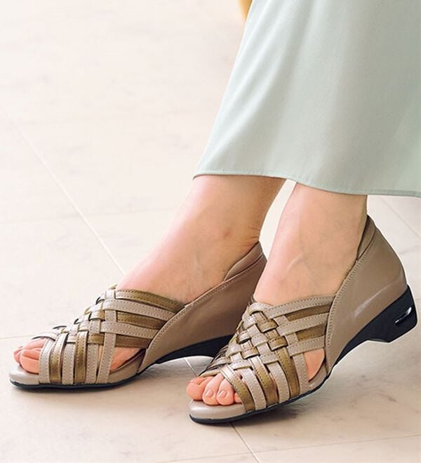 BELLUNA（ベルーナ）の「４Ｅ配色メッシュオープントゥパンプス（パンプス）」｜詳細画像