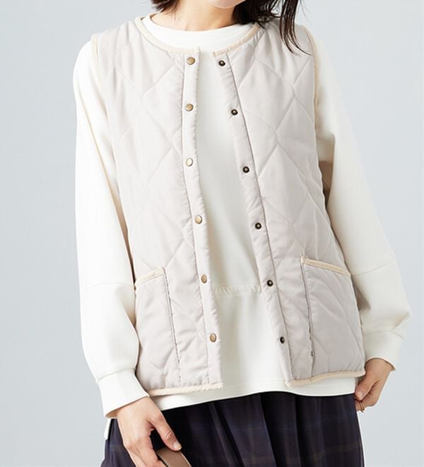 BELLUNA（ベルーナ）の「【洗える！】裏ファー素材中わたキルトベスト（ベスト）」｜詳細画像