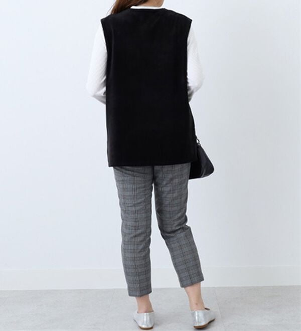 BELLUNA（ベルーナ）の「ベロア素材ベストアンサンブル（アンサンブル）」｜詳細画像