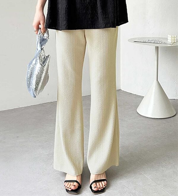 GeeRA（ジーラ）の「セルフカット美脚魅せセミフレアパンツ（フルレングスパンツ）」｜詳細画像