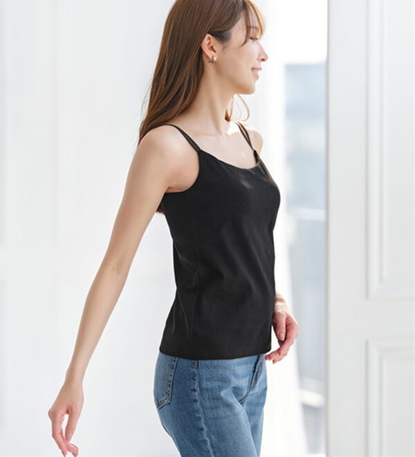 YU'NOW（ユナウ）の「【カップ付インナー】バックオープンブラキャミ（ブラトップ・カップ付きインナー）」｜詳細画像