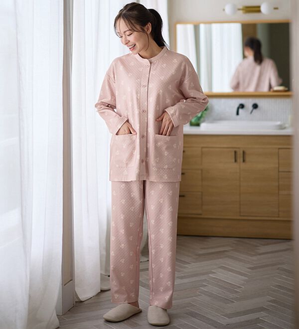 LAVIENNE（ラヴィエンヌ）の「綿入りキルトパジャマ（パジャマ・ルームウェア）」｜詳細画像