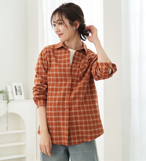 BELLUNA（ベルーナ）の「《ＨｕｇＲｅａｍコットン》ポケットシャツ（シャツ）」｜詳細画像