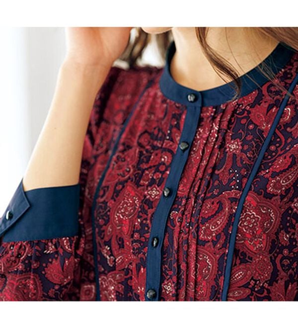 BELLUNA（ベルーナ）の「ビンテージ柄ピンタック使いワンピース（その他ワンピース）」｜詳細画像