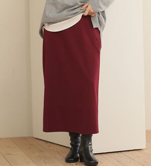 A HAPPY MARILYN（アハッピーマリリン）の「【Ｌ～８Ｌ】腰の張りを拾わない カラーで楽しむ 裏起毛バージョン タイトスカート（ロングスカート）」｜ワイン