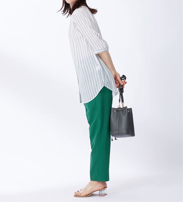 BELLUNA（ベルーナ）の「スラブ素材スキッパーデザインシャツチュニック（チュニック）」｜詳細画像