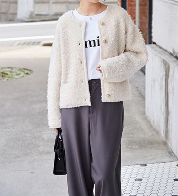 RANAN（ラナン）の「ゴールド調ボタンループ編みニットジャケット（ニットカーディガン）」｜詳細画像