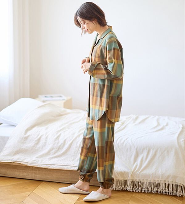 LAVIENNE（ラヴィエンヌ）の「綿１００％ふんわり柔か微起毛パジャマ（パジャマ・ルームウェア）」｜詳細画像