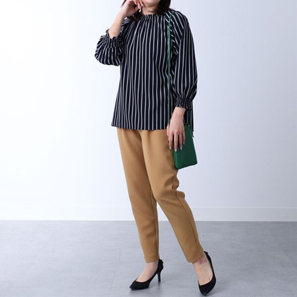 BELLUNA（ベルーナ）の「シャーリングデザインブラウス（ブラウス）」｜詳細画像