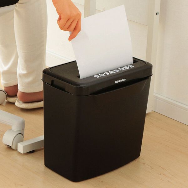 「アイリスオーヤマ　パーソナルシュレッダー（その他生活家電）」｜詳細画像