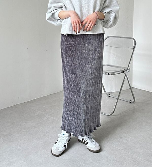 GeeRA（ジーラ）の「すっきり見え！ベロアプリーツロングスカート（ロングスカート）」｜詳細画像