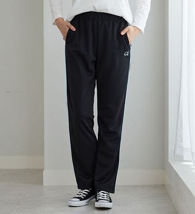 BELLUNA（ベルーナ）の「＜ＥＬＬＥ　Ａｃｔｉｖｅ＞配色ラインジャージパンツ（その他パンツ）」