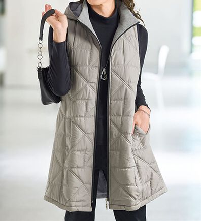 BELLUNA（ベルーナ）の「幾何柄キルティング中わたベスト（中わたコート・ベスト）」