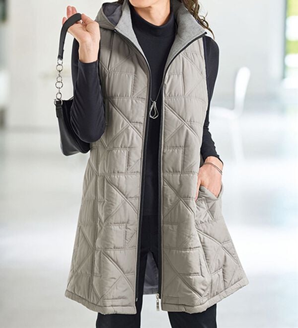 BELLUNA（ベルーナ）の「幾何柄キルティング中わたベスト（中わたコート・ベスト）」｜ライトグレー系