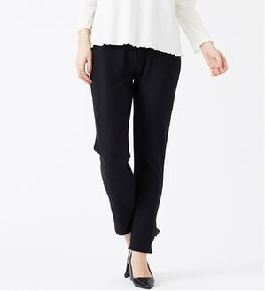 BELLUNA（ベルーナ）の「裏ベロアストレッチ素材レギンスパンツ（フルレングスパンツ）」｜黒