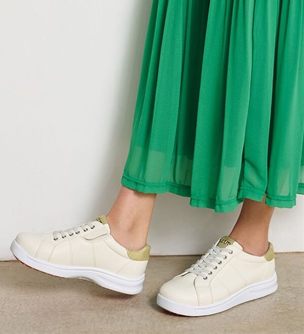 ルフラン（ルフラン）の「足がよろこぶもちかるサッとスニーカー（スニーカー）」｜詳細画像