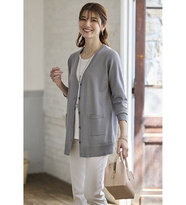 BELLUNA（ベルーナ）の「綿タッチやわらかベーシックカーディガン（ニットカーディガン）」｜詳細画像