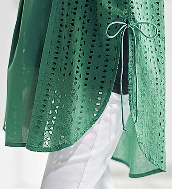 BELLUNA（ベルーナ）の「おしゃれに体型隠しレース切替チュニック（チュニック）」｜詳細画像