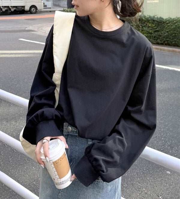 RANAN（ラナン）の「多機能ベーシックオーバーサイズ長袖Tシャツ（Tシャツ）」｜ブラック