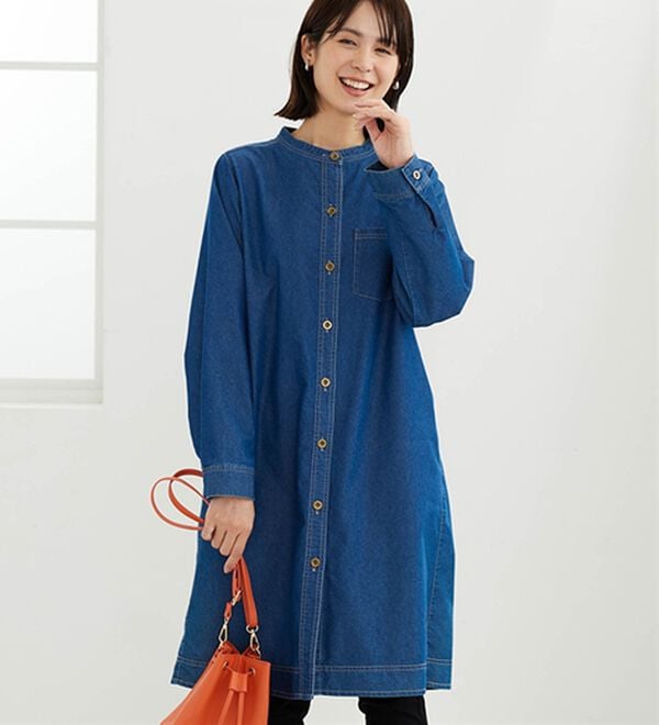 BELLUNA（ベルーナ）の「デニム素材ボタン使いジャケットワンピース（その他ワンピース）」｜ブルー