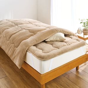 「こたつのようにあたたかい蓄熱ボリューム寝具（敷パッド）」｜モカ