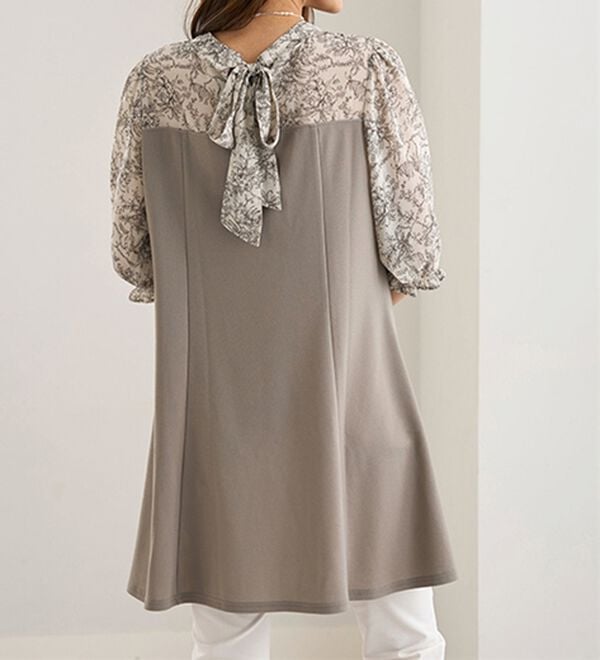 BELLUNA（ベルーナ）の「バックリボン使いプリント切替チュニック（その他ワンピース）」｜詳細画像