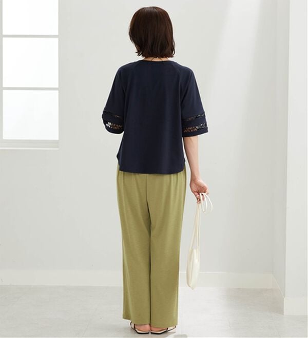 BELLUNA（ベルーナ）の「衿＆袖ハシゴレース使いプルオーバー（カットソー）」｜詳細画像