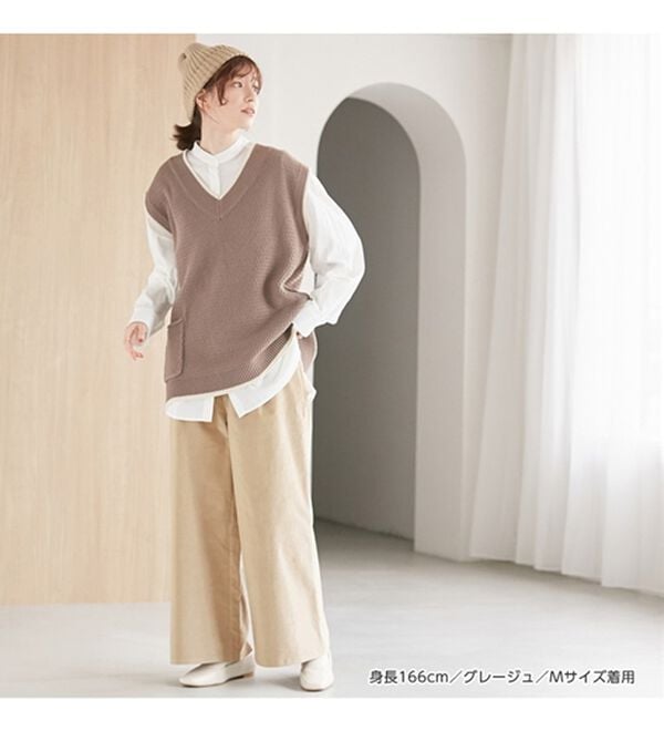 Viola e Viola（ヴィオラ エ ヴィオラ）の「ストレッチコーデュロイワイドパンツ（ワイドパンツ・ガウチョ）」｜グレージュ