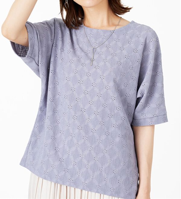 BELLUNA（ベルーナ）の「総レース素材ドルマンプルオーバー（カットソー）」｜パープルグレー