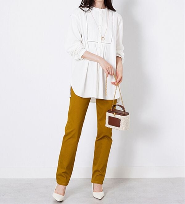 BELLUNA（ベルーナ）の「レース&times;ピンタック使いシャツチュニック（チュニック）」｜詳細画像