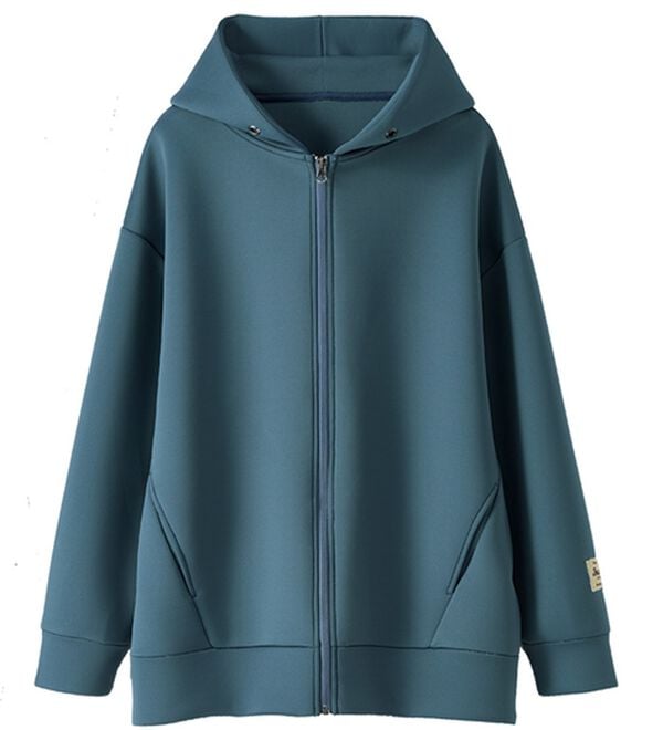 BELLUNA（ベルーナ）の「肩が疲れにくい！マシュマロ感覚ジップフーディー（ブルゾン）」｜詳細画像