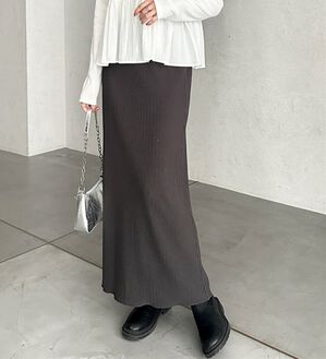 GeeRA（ジーラ）の「セルフカット美脚魅せタイトスカート（ロングスカート）」｜チャコール