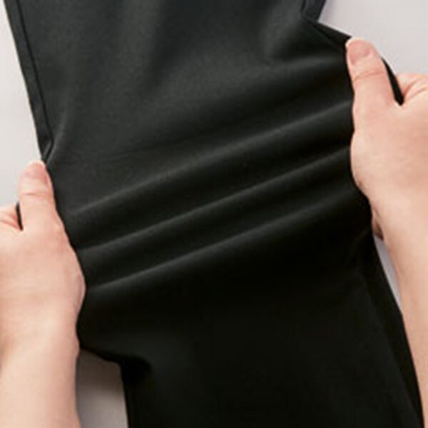 BELLUNA（ベルーナ）の「色焼けしにくい黒！ストレートパンツ（フルレングスパンツ）」｜詳細画像