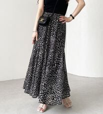 GeeRA（ジーラ）の「切替フレアーロングスカート（ロングスカート）」