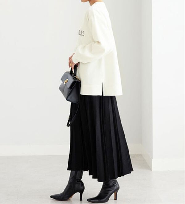 BELLUNA（ベルーナ）の「ロゴプリントダンボールプルオーバー（カットソー）」｜詳細画像