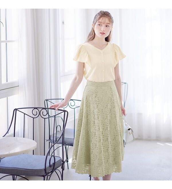 alotta（アロッタ）の「パール調ボタンフリル袖サマーニット【美人百花掲載】（ニット・セーター）」｜詳細画像