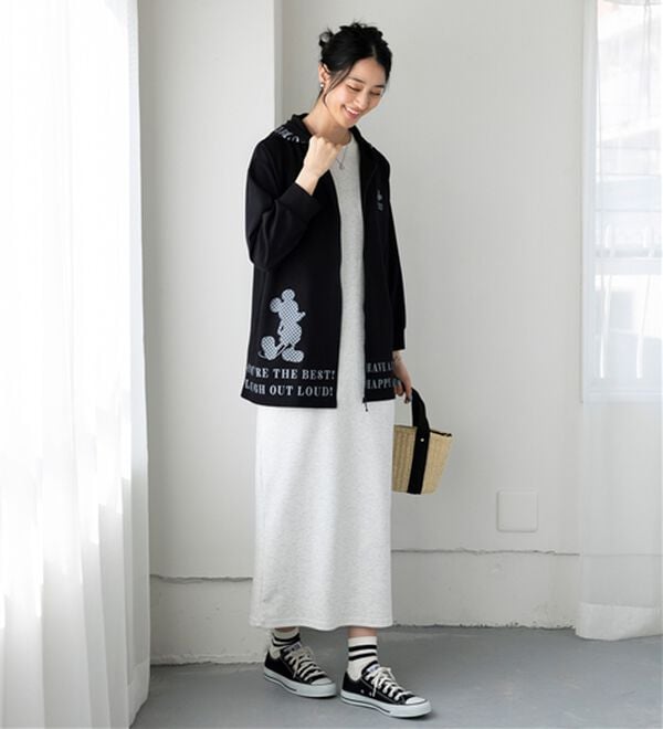 BELLUNA（ベルーナ）の「＜Ｄｉｓｎｅｙ＞【ミッキー】ロゴプリント裏メッシュパーカー（パーカー）」｜詳細画像