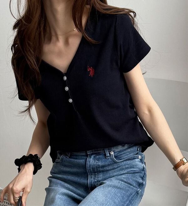 GeeRA（ジーラ）の「【ＵＳ．ＰＯＬＯ．ＡＳＳＮ】接触冷感Vネックヘンリーリブカットソー（カットソー）」｜詳細画像