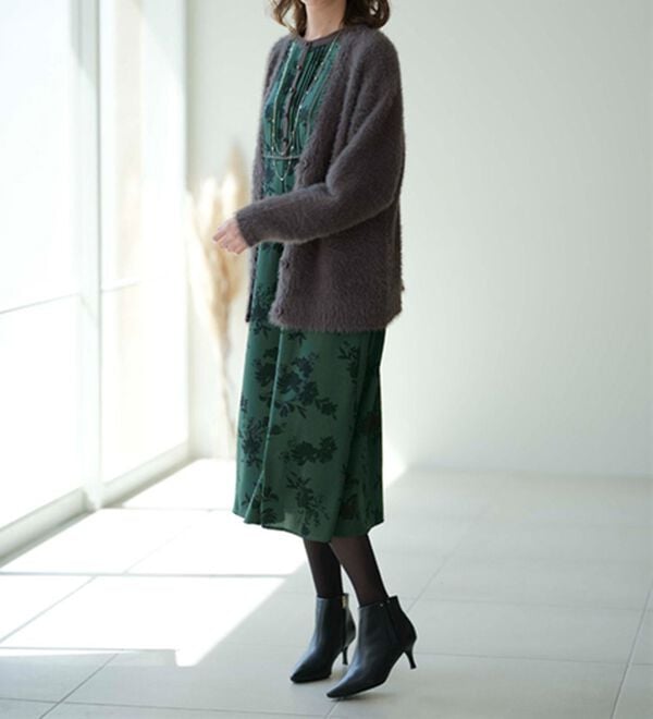 BELLUNA（ベルーナ）の「ビンテージ柄ピンタック使いワンピース（その他ワンピース）」｜詳細画像