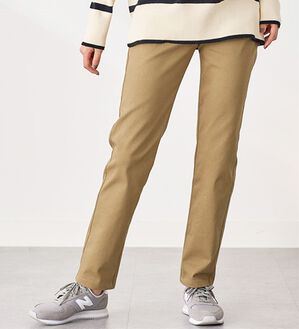 BELLUNA（ベルーナ）の「静電防止！蓄熱綿サテンストレッチカラーパンツ（フルレングスパンツ）」｜キャメル