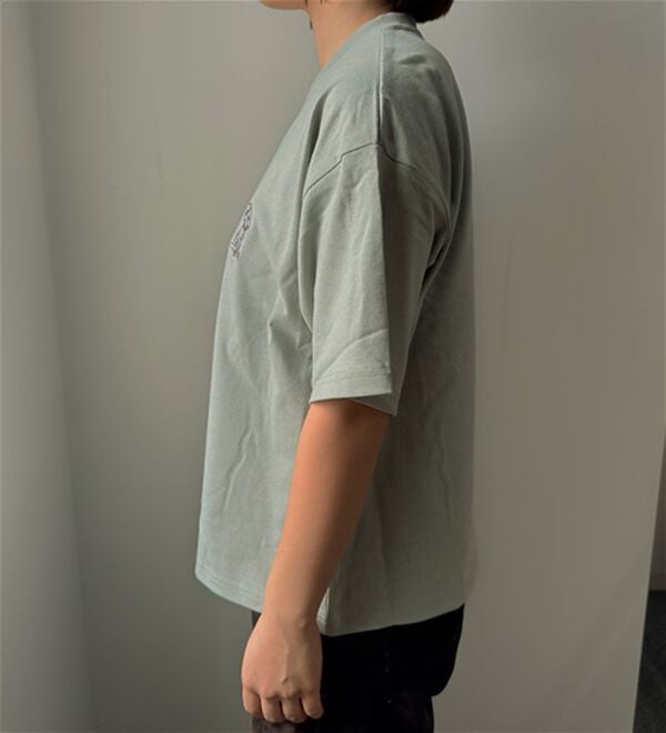 BELLUNA（ベルーナ）の「＜Disney＞【101匹わんちゃん】胸元刺しゅうボックスシルエットTシャツ（Tシャツ）」｜詳細画像