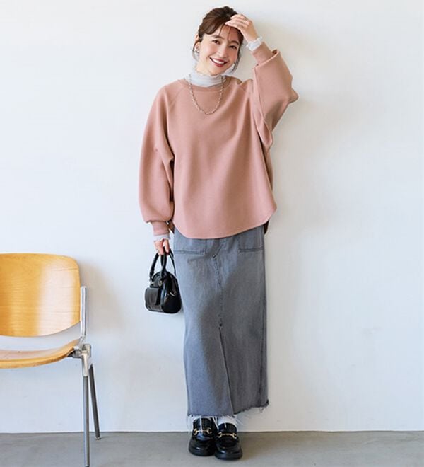BELLUNA（ベルーナ）の「なめらかタッチ！もっちりん裾ラウンド短丈プルオーバー（カットソー）」｜詳細画像