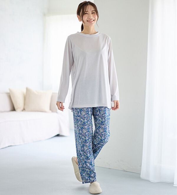 LAVIENNE（ラヴィエンヌ）の「【３点セット】【ヒビヤカダン　スタイル】トラベルパジャマ（パジャマ・ルームウェア）」｜ライトグレー&times;ネイビー系花柄