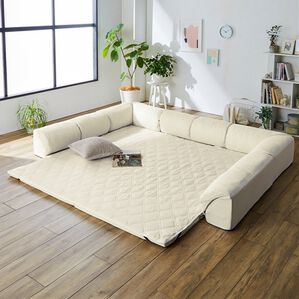iellio（イエリオ）の「はっ水ゆったり・まったりクッション一体型ラグ＜洗える・布帛（ふはく）タイプ・フロアソファ・ローソファー・ロングシーズン＞（ラグ）」｜布帛アイボリー